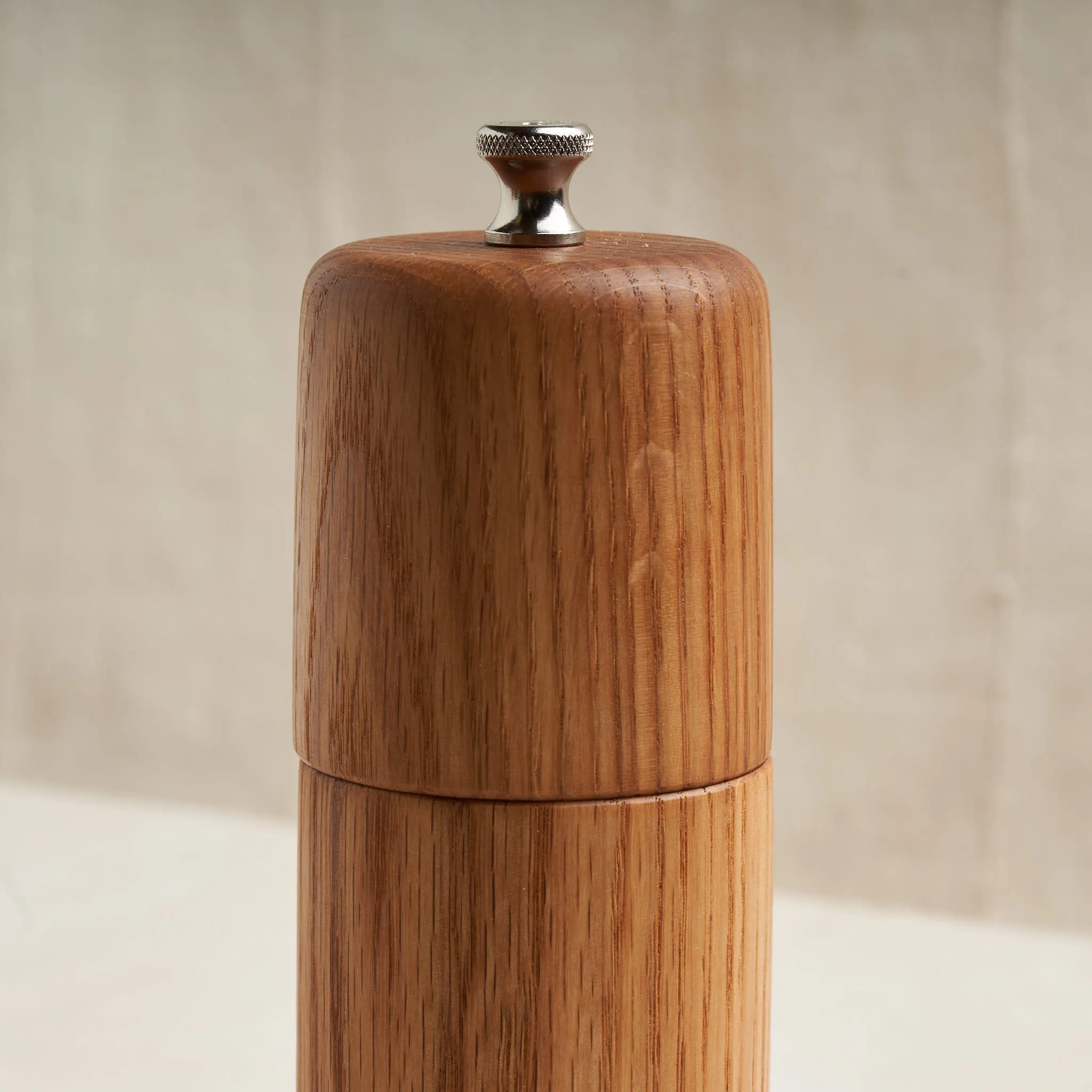 Column Pepper Mill, Natural Oak