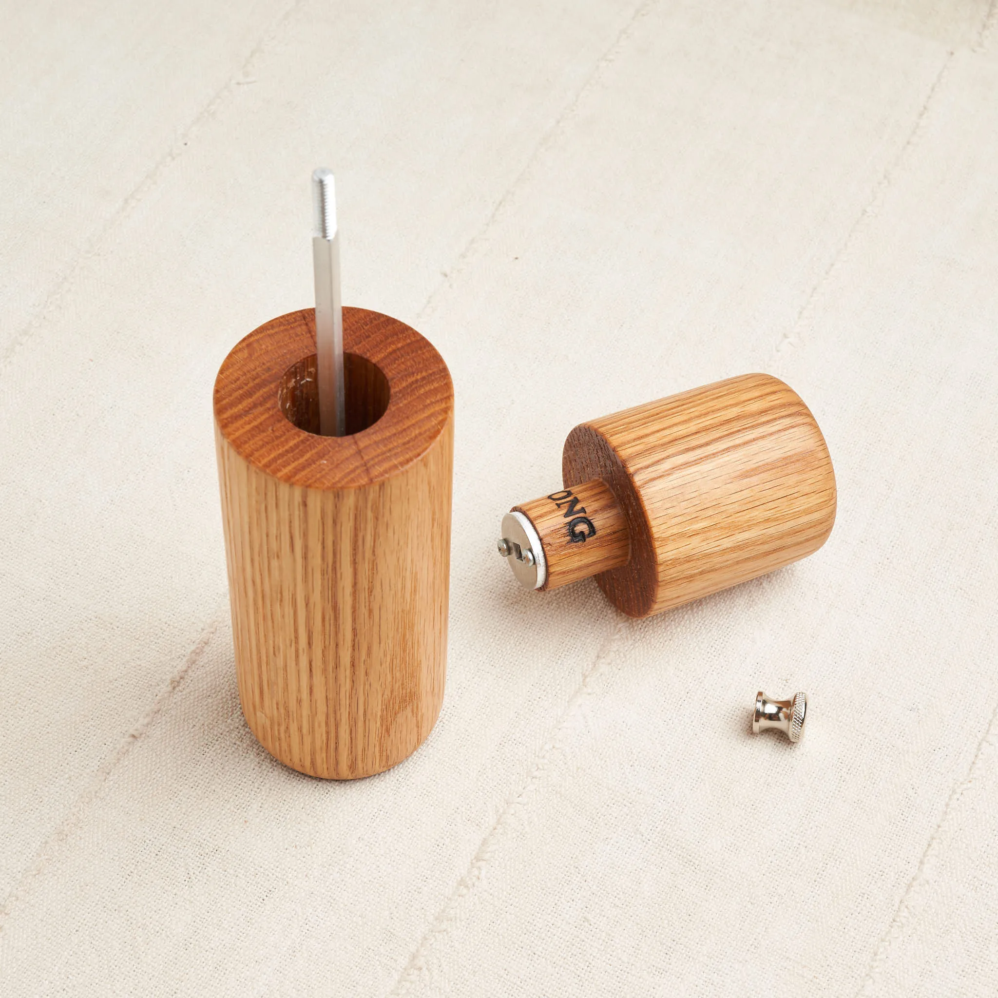 Column Pepper Mill, Natural Oak