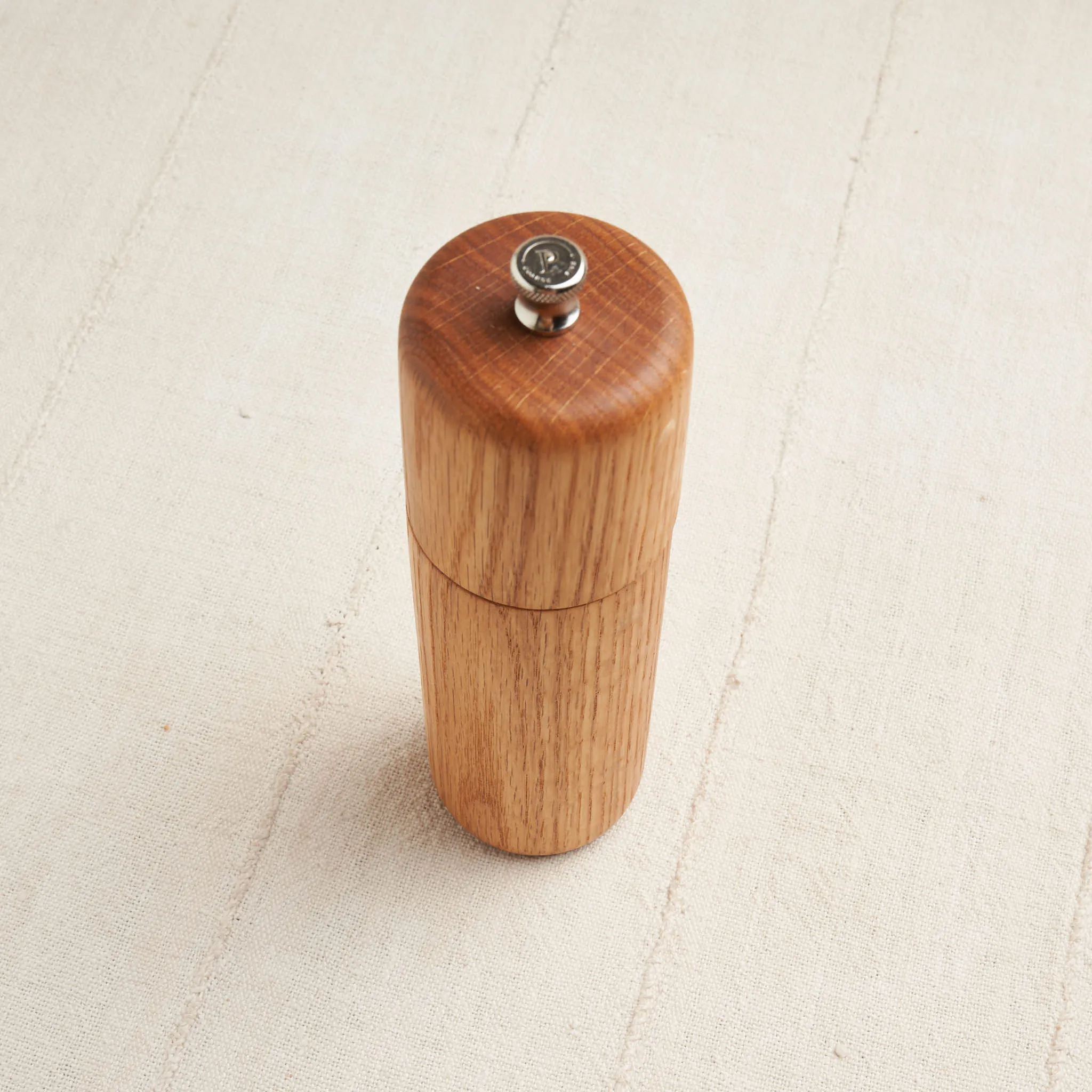 Column Pepper Mill, Natural Oak