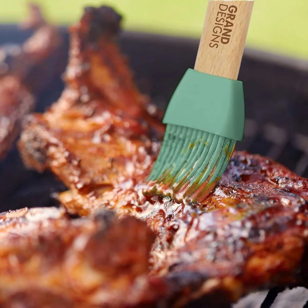 Grand Designs Silicone Flat Brush
